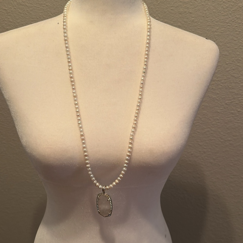 Kendra Scott Pearl Pendant Necklace